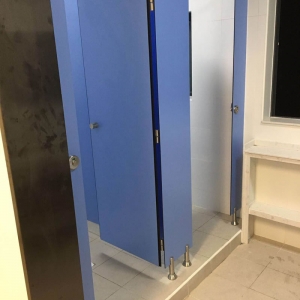 washroom partition